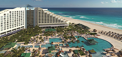 IBEROSTAR CANCUN AERIAL 6 - baja.jpg